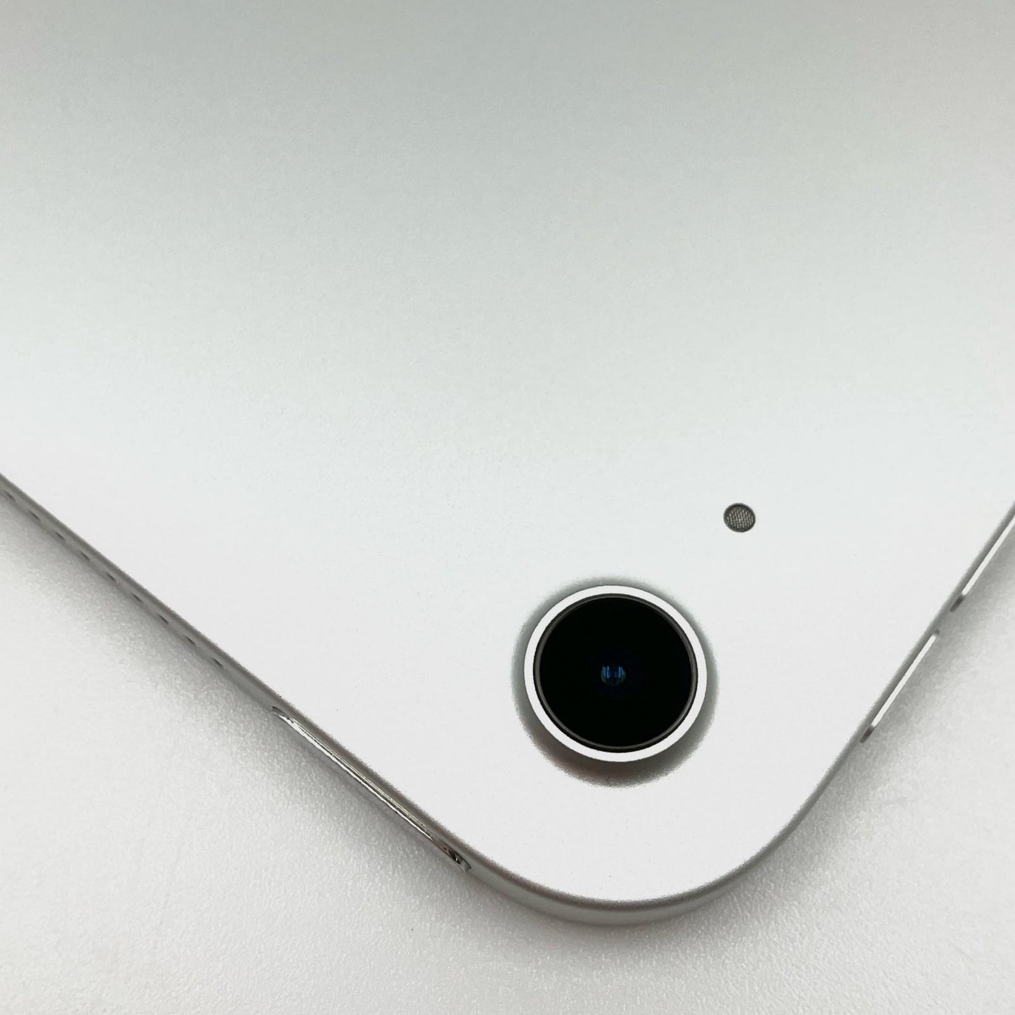 【全額返金保証】【最速発送】Apple iPad iPad 10.9インチ 第10世代 256GB シルバー Wi-Fi 動作確認済