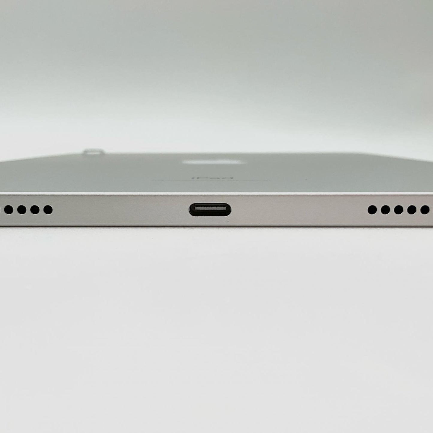 【全額返金保証】【最速発送】Apple iPad iPad 10.9インチ 第10世代 256GB シルバー Wi-Fi 動作確認済