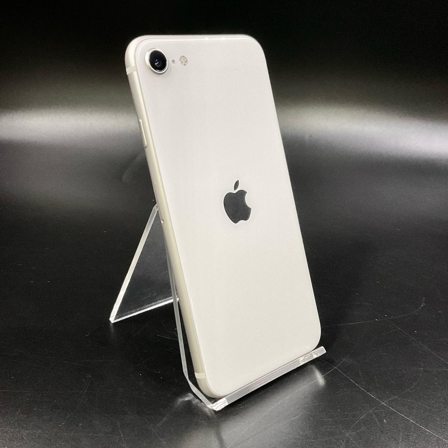 【全額返金保証】【最速発送】Apple iPhone iPhone SE（第3世代） 64GB スターライト Softbank 白ロム 動作確認済 84%