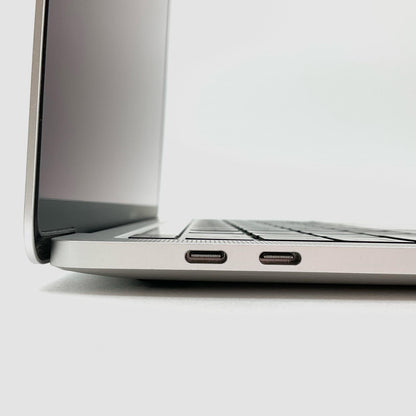 【全額返金保証】【最速発送】Apple MacBook Pro 13インチ M2 8GB SSD 512GB シルバー 83% 美品 動作確認済
