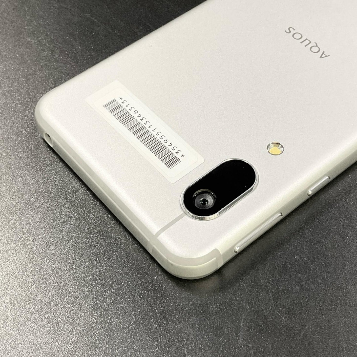 【全額返金保証】【最速発送】SHARP AQUOS sence3 basic 32GB シルバー au SHV48 白ロム 動作確認済
