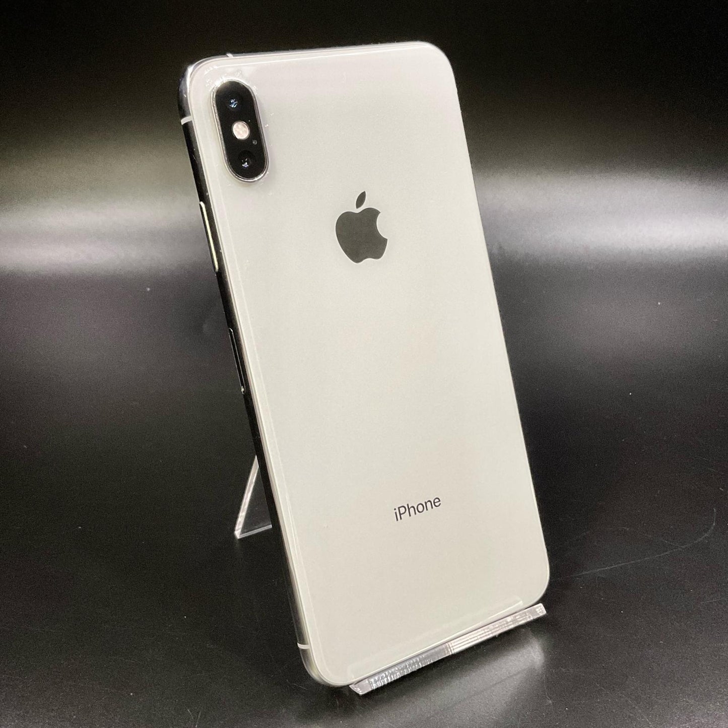 【全額返金保証】【最速発送】Apple iPhone iPhone XS Max 512GB シルバー docomo 白ロム 動作確認済 82%