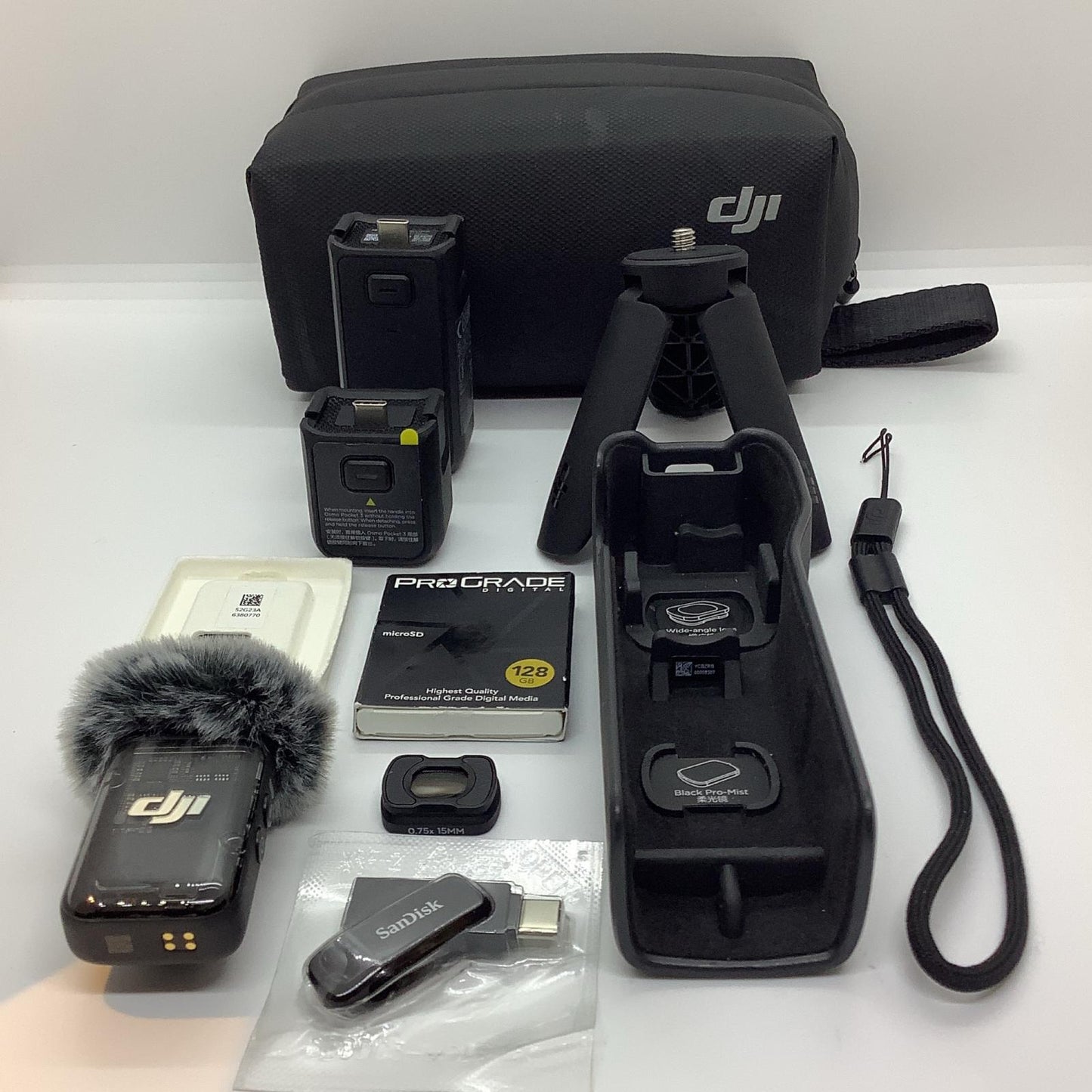 【全額返金保証】【最速発送】DJI OSMO POCKET 3 CREATOR COMBO 超美品 動作確認済