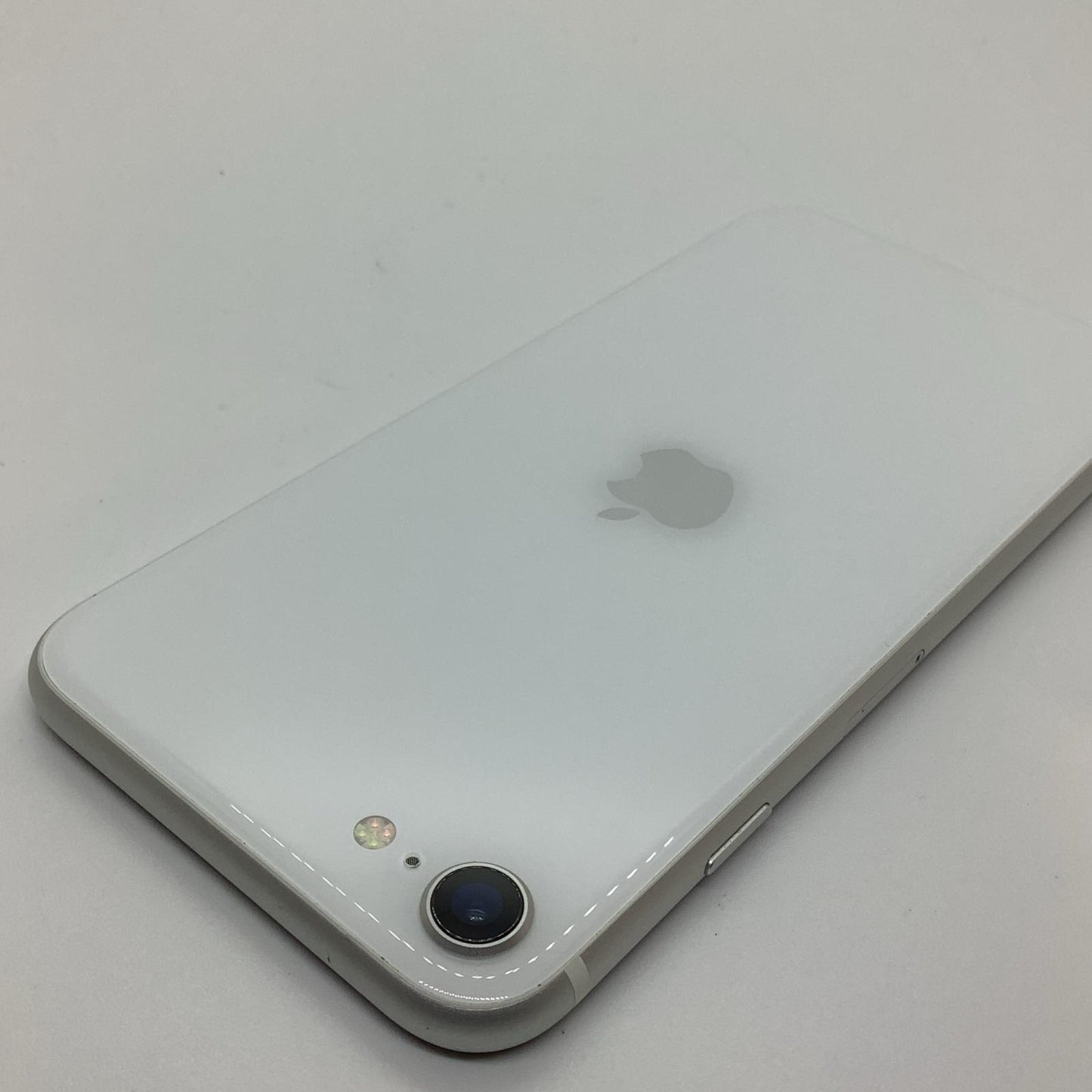 【全額返金保証】【最速発送】Apple iPhone iPhone SE（第2世代） 64GB ホワイト SIMフリー 白ロム 動作確認済 80%
