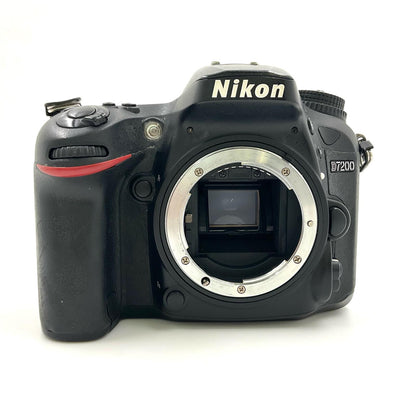 【最速発送】Nikon デジタル一眼 D7200 ボディ ブラック【難有】