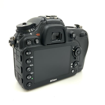【最速発送】Nikon デジタル一眼 D7200 ボディ ブラック【難有】