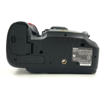 【最速発送】Nikon デジタル一眼 D7200 ボディ ブラック【難有】