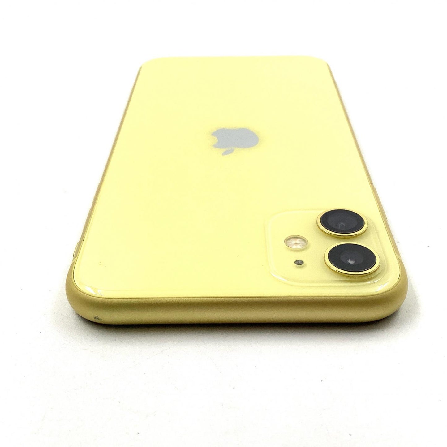 【最速発送】Apple iPhone iPhone 11 64GB イエロー Softbank 白ロム【難有】 95%