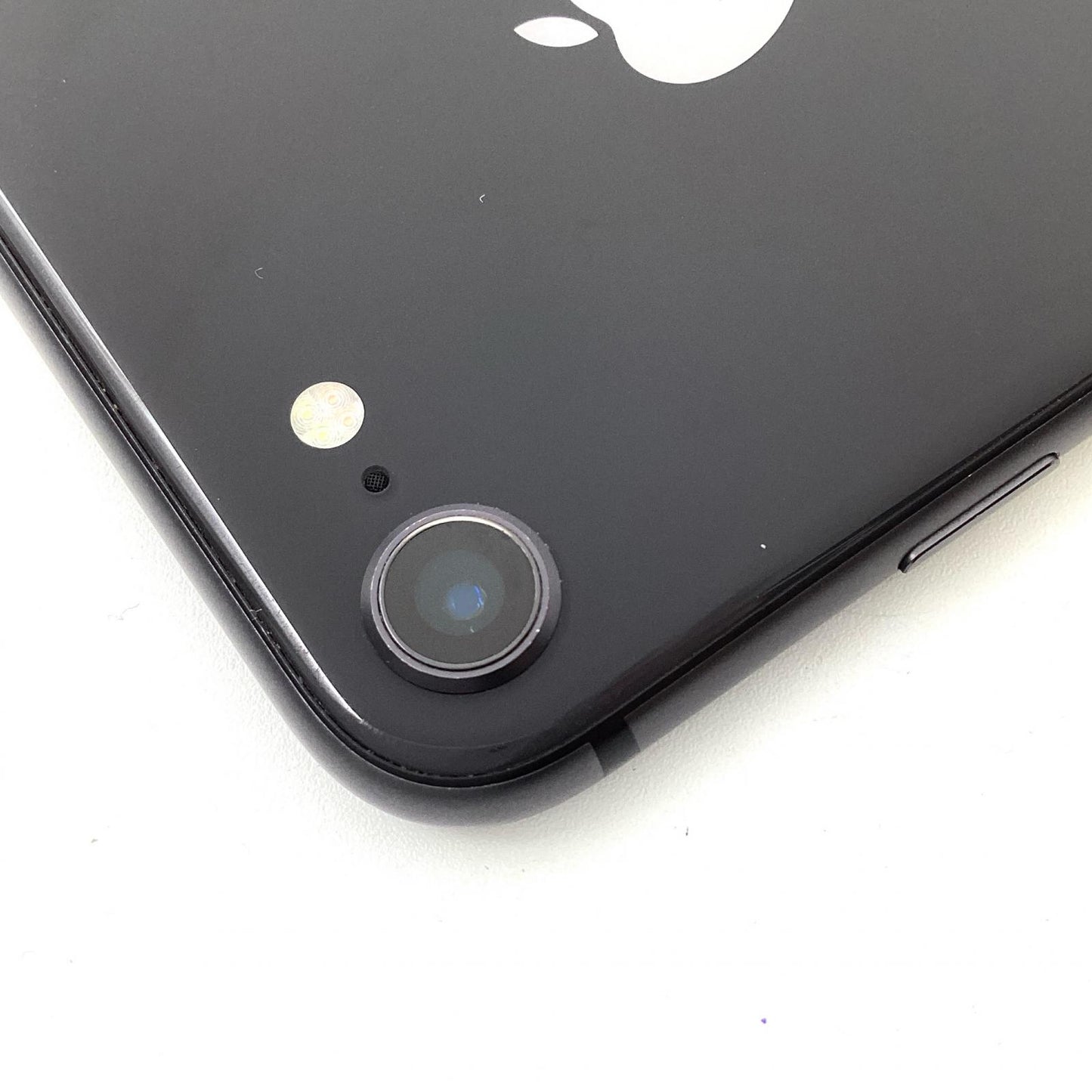 【全額返金保証】【最速発送】Apple iPhone iPhone 8 256GB スペースグレイ docomo 白ロム 動作確認済 82%