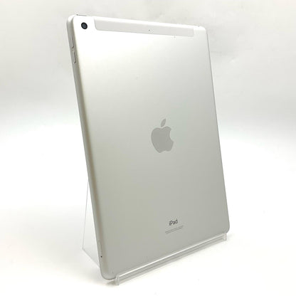 【全額返金保証】【最速発送】Apple iPad iPad 10.2インチ 第9世代 64GB シルバー WiFi+Cellular docomo 動作確認済