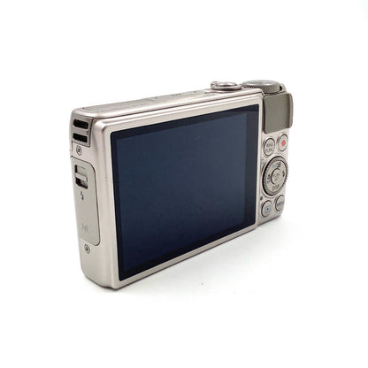 【全額返金保証】【最速発送】Canon コンパクトデジタルカメラ PowerShot S120 [シルバー] 美品 動作確認済