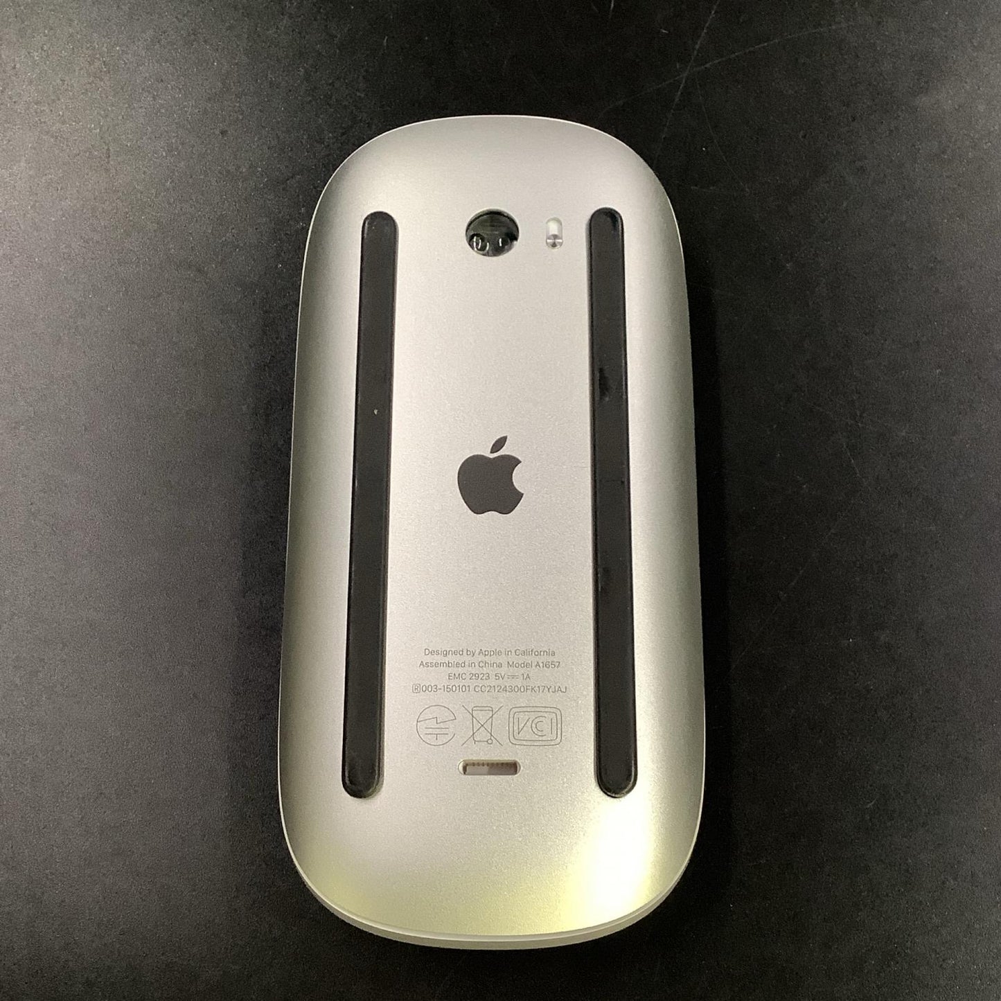 【全額返金保証】【最速発送】Apple Magic Mouse MK2E3J/A 美品 動作確認済
