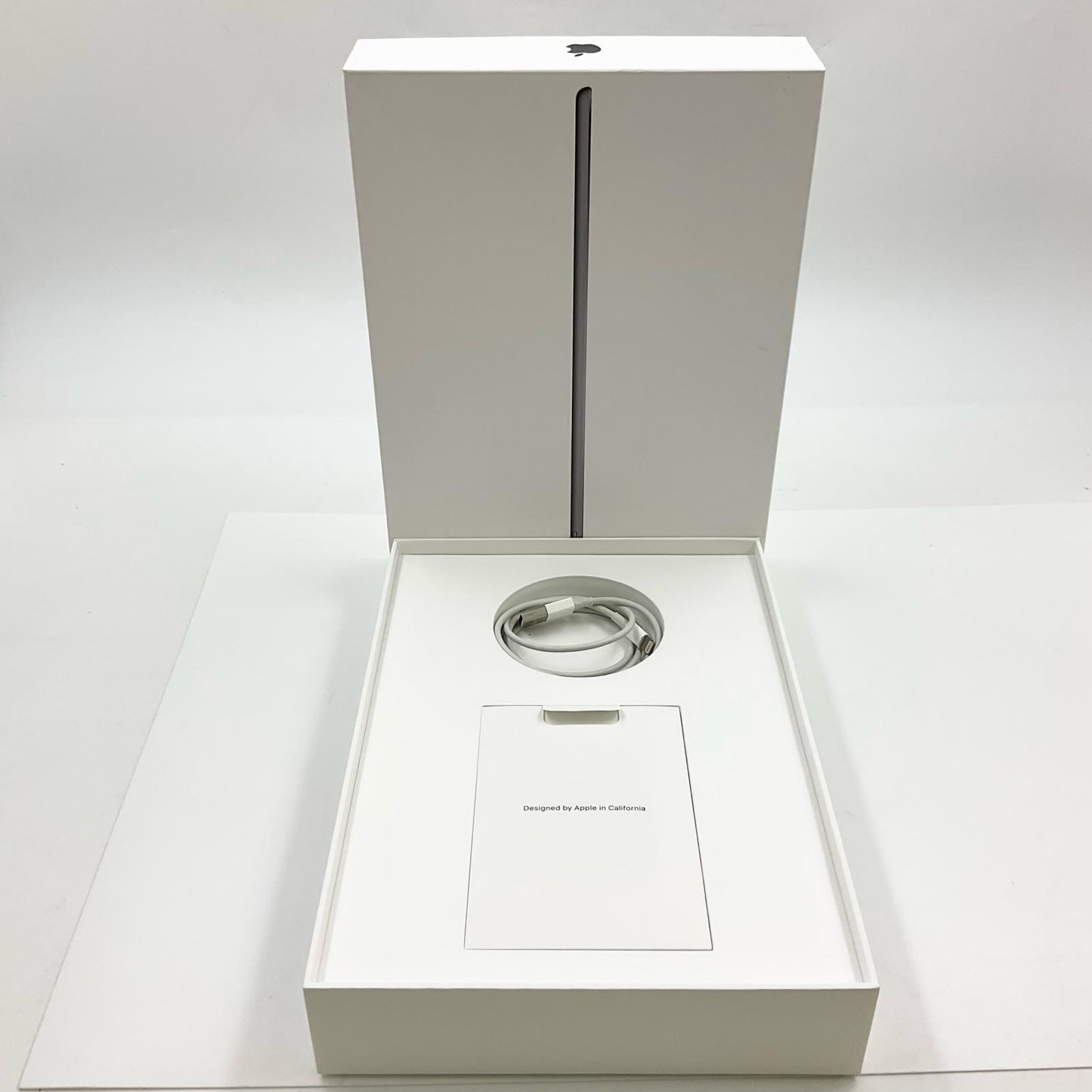 【最速発送】Apple iPad Air 10.5インチ 第3世代 64GB スペースグレイ Wi-Fi【難有】