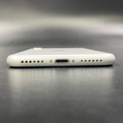 【最速発送】Apple iPhone iPhone SE（第2世代） 64GB ホワイト au 白ロム【難有】 72%