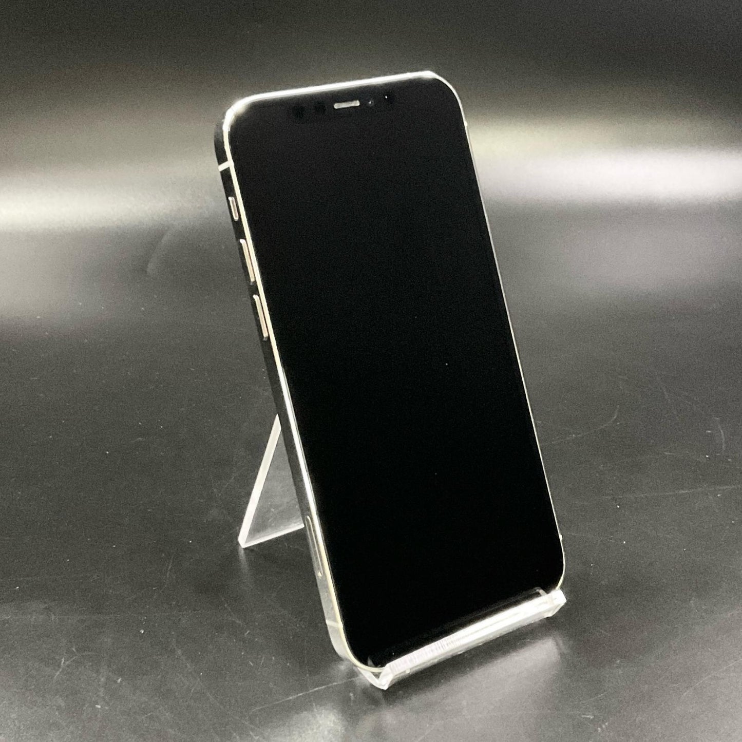 【全額返金保証】【最速発送】Apple iPhone iPhone 12 Pro 256GB シルバー docomo 白ロム 美品 動作確認済 83%