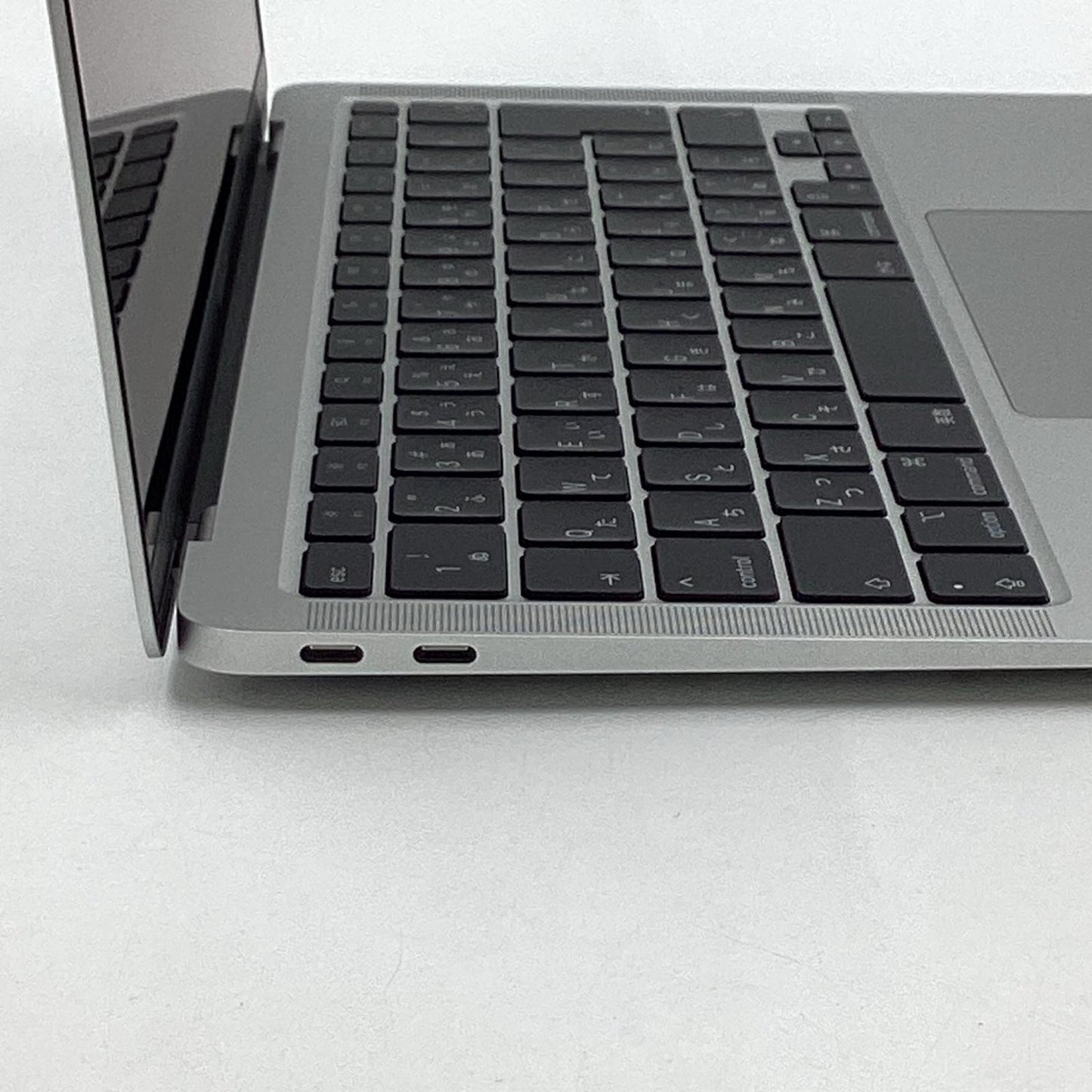 【全額返金保証】【最速発送】Apple MacBook Air 13インチ 2020 Apple M1 8GB SSD 256GB シルバー 100% 美品 動作確認済
