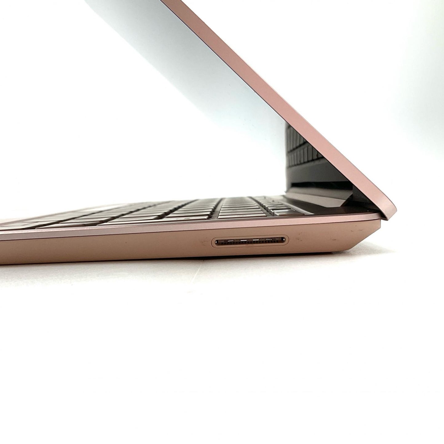 【全額返金保証】【最速発送】Microsoft Surface Laptop Go 2 2013 Intel Core i5 1135G7 2.40GHz 8GB M.2 SSD 256GB 83.6% 動作確認済