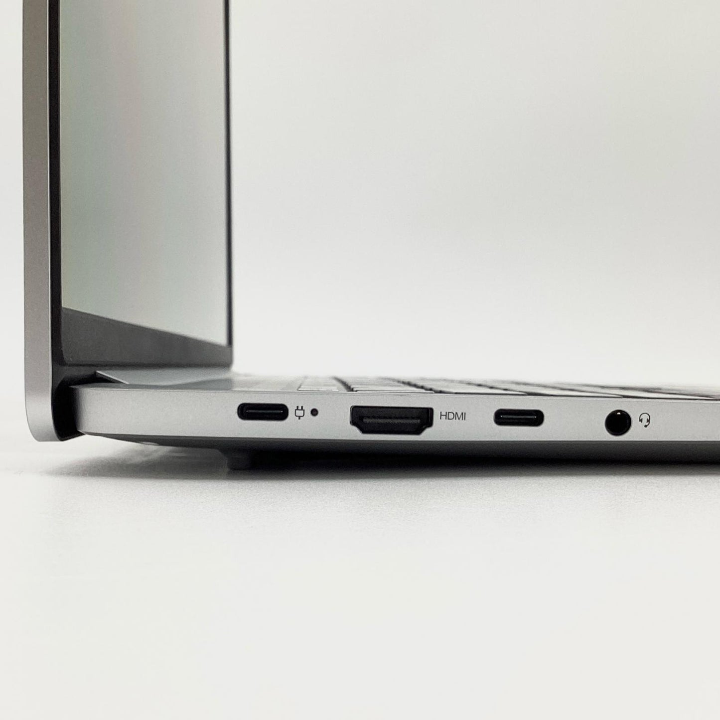 【全額返金保証】【最速発送】Lenovo IDEAPAD 83DC001PJP Intel Core Ultra 5 125H 1.20GHz 16GB M.2 SSD 512GB 100% 美品 動作確認済
