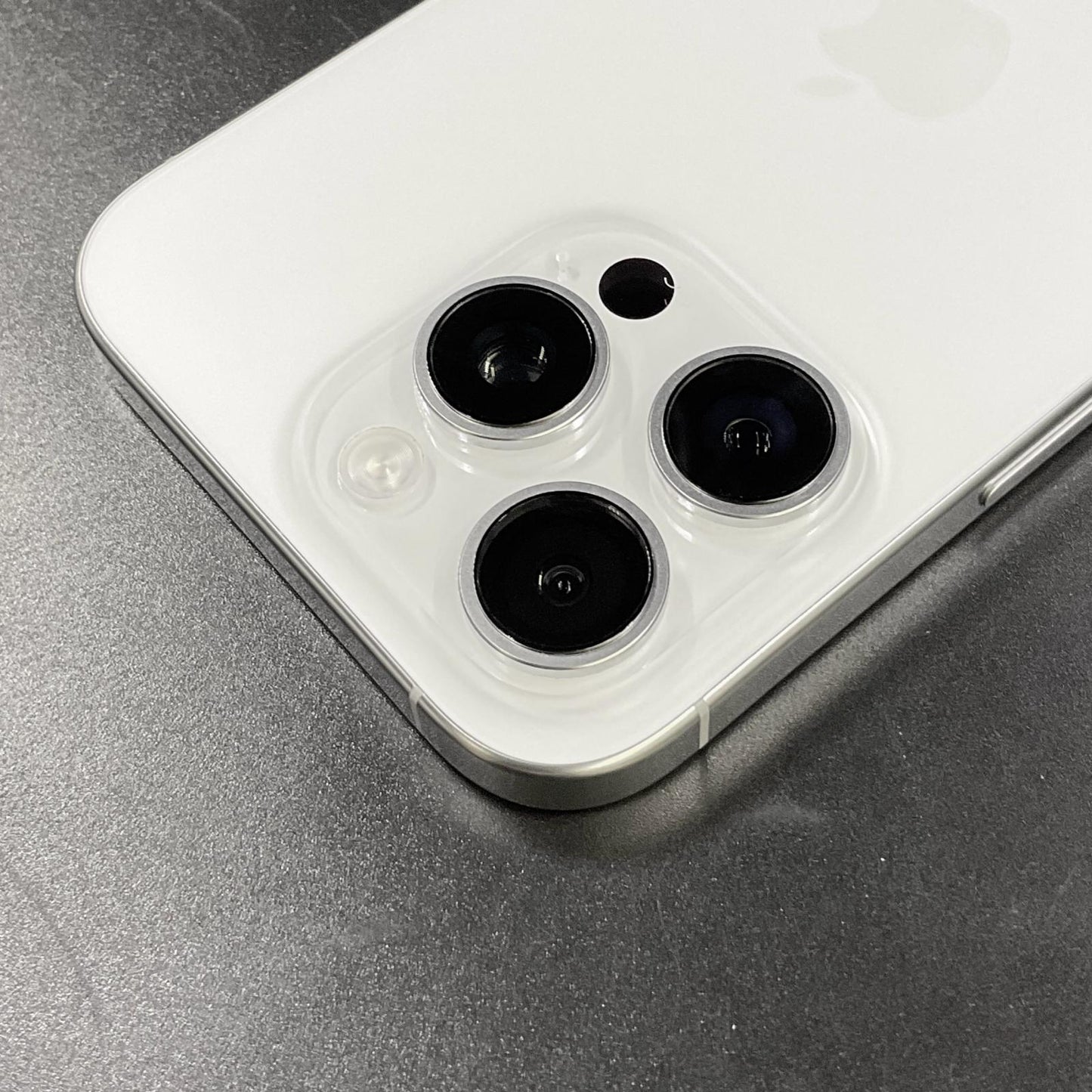 【全額返金保証】【最速発送】Apple iPhone iPhone 16 Pro 256GB ホワイトチタニウム SIMフリー 白ロム 超美品 動作確認済 100%