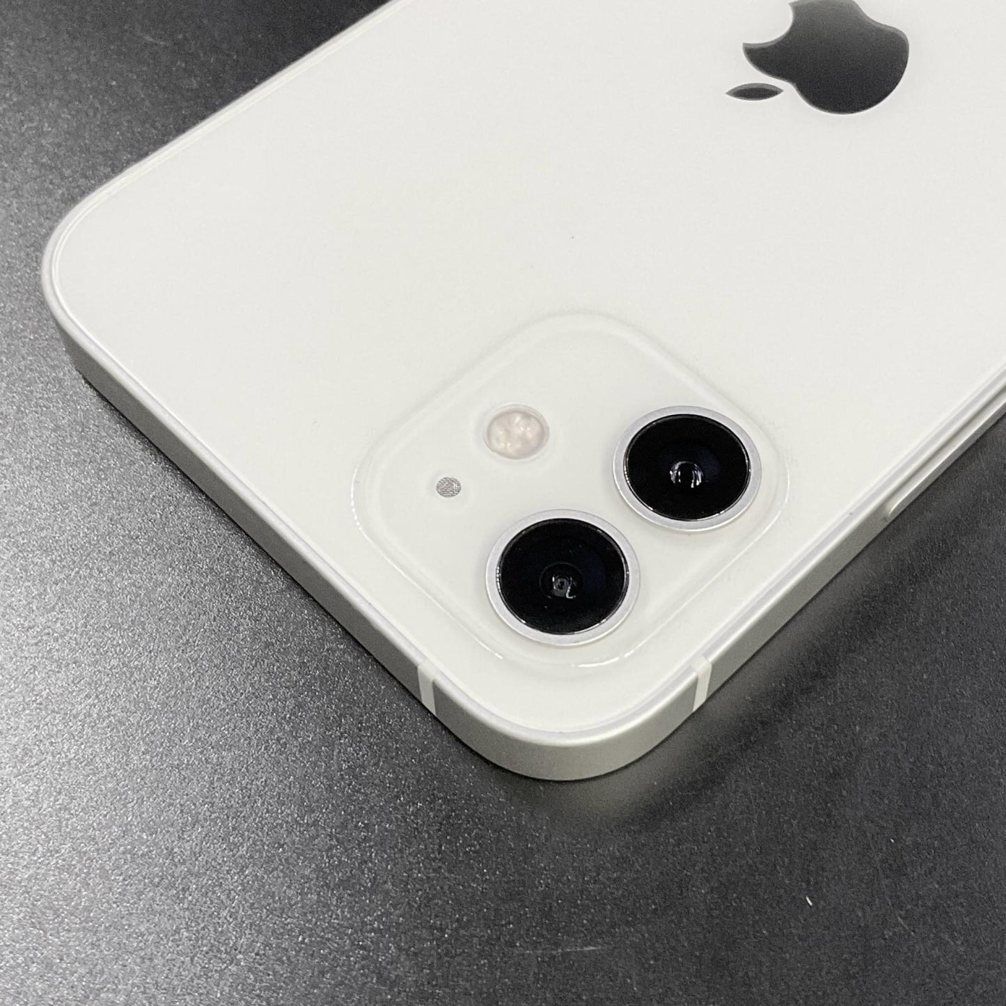 【全額返金保証】【最速発送】Apple iPhone iPhone 12 64GB ホワイト Softbank SIMフリー 白ロム 美品 動作確認済 85%