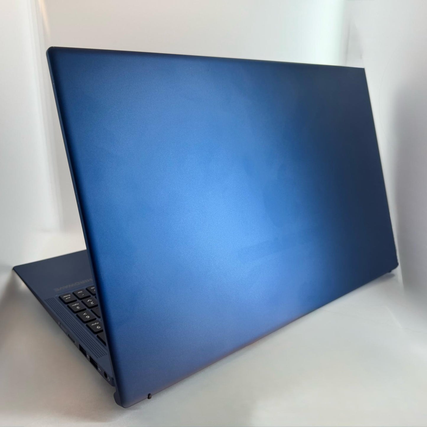 【全額返金保証】【最速発送】THIRDWAVE SA503i i3-1115G4 @ 3.00GHz 8GB SSD 256GB 100% 美品 動作確認済