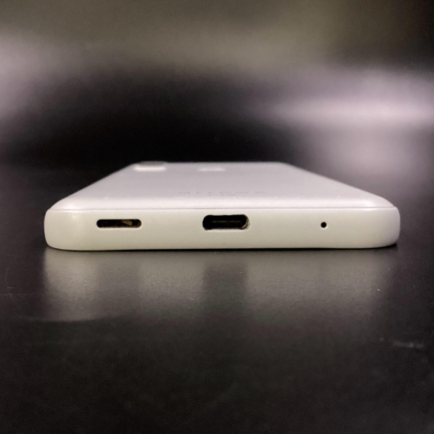 【全額返金保証】【最速発送】富士通 arrows We 64GB ホワイト docomo F-51B 白ロム 動作確認済