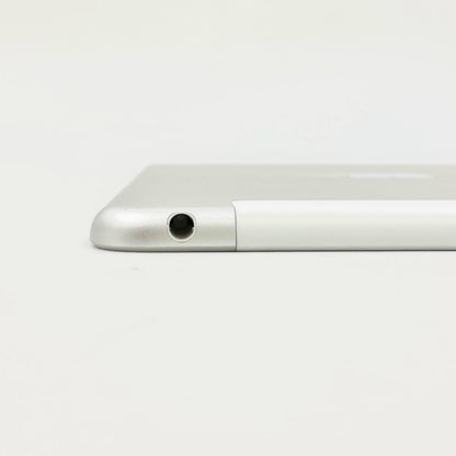【全額返金保証】【最速発送】Apple iPad mini 7.9インチ 第4世代 128GB シルバー WiFi+Cellular docomo 白ロム 動作確認済