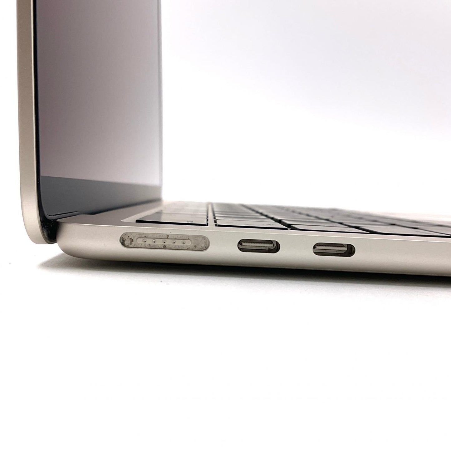 【全額返金保証】【最速発送】Apple MacBook Air 13.6インチ 2022 Apple M2 8GB SSD 256GB スターライト 100% 動作確認済