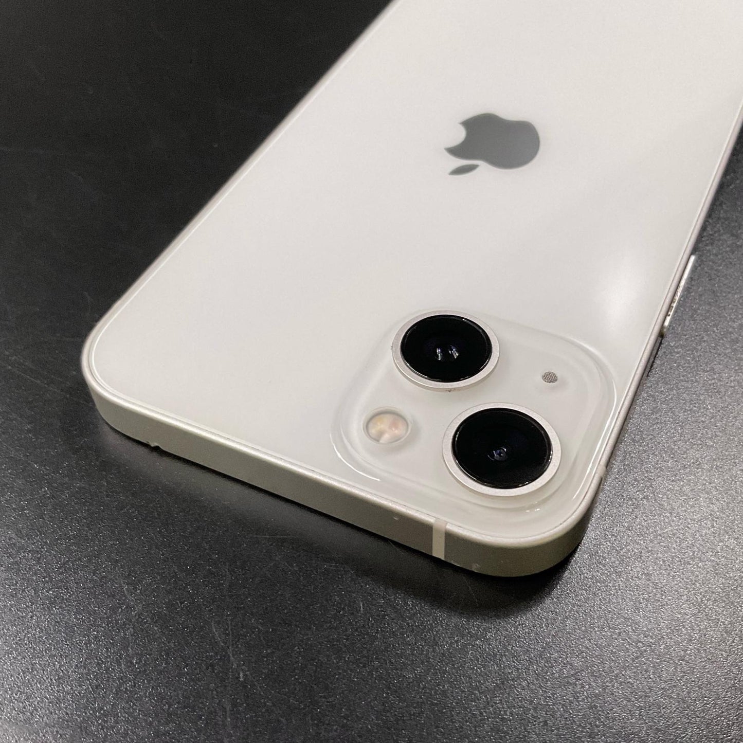 【全額返金保証】【最速発送】Apple iPhone iPhone 13 256GB スターライト Softbank 動作確認済 79%