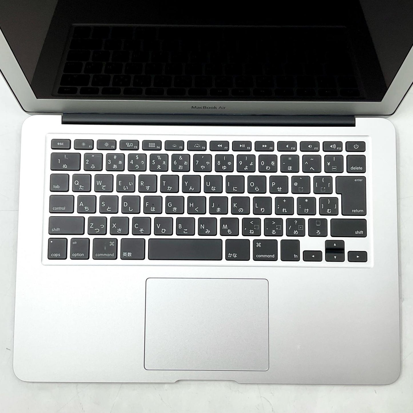 【全額返金保証】【最速発送】Apple MacBook Air 13.3インチ 2017 1.8 GHz Intel Core i5 8GB SSD 256GB シルバー 96.1% 動作確認済