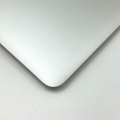 【全額返金保証】【最速発送】Apple MacBook Air 13.3インチ 2017 1.8 GHz Intel Core i5 8GB SSD 256GB シルバー 96.1% 動作確認済