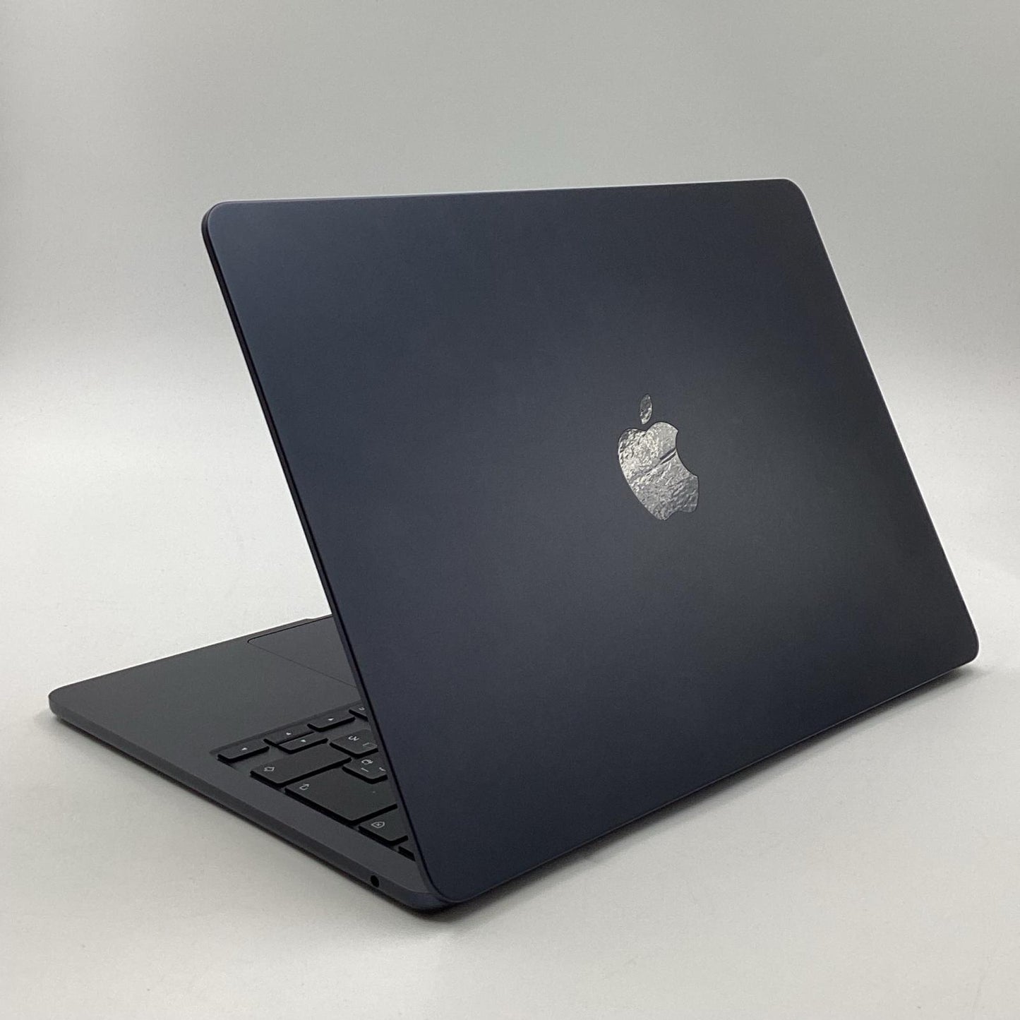 【全額返金保証】【最速発送】Apple MacBook Air 13.6インチ 2024 Apple M3 8GB SSD 512GB ミッドナイト 100% 美品 動作確認済
