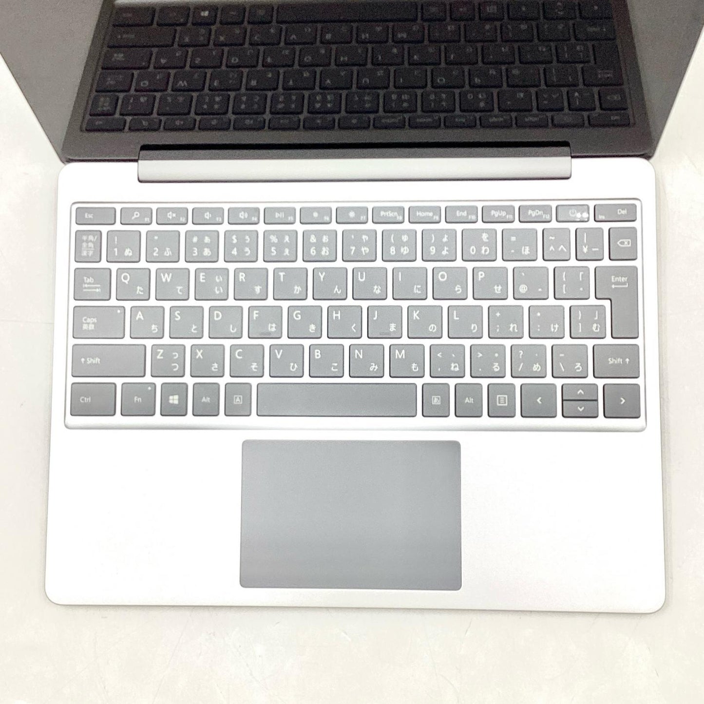【全額返金保証】【最速発送】Microsoft Surface Laptop Go 1943 21L-00020 Intel(R) Core(TM) i5-1035G1 CPU @1.00GHz 1.19GHz 8GB M.2 SSD 128GB 98.2% 動作確認済