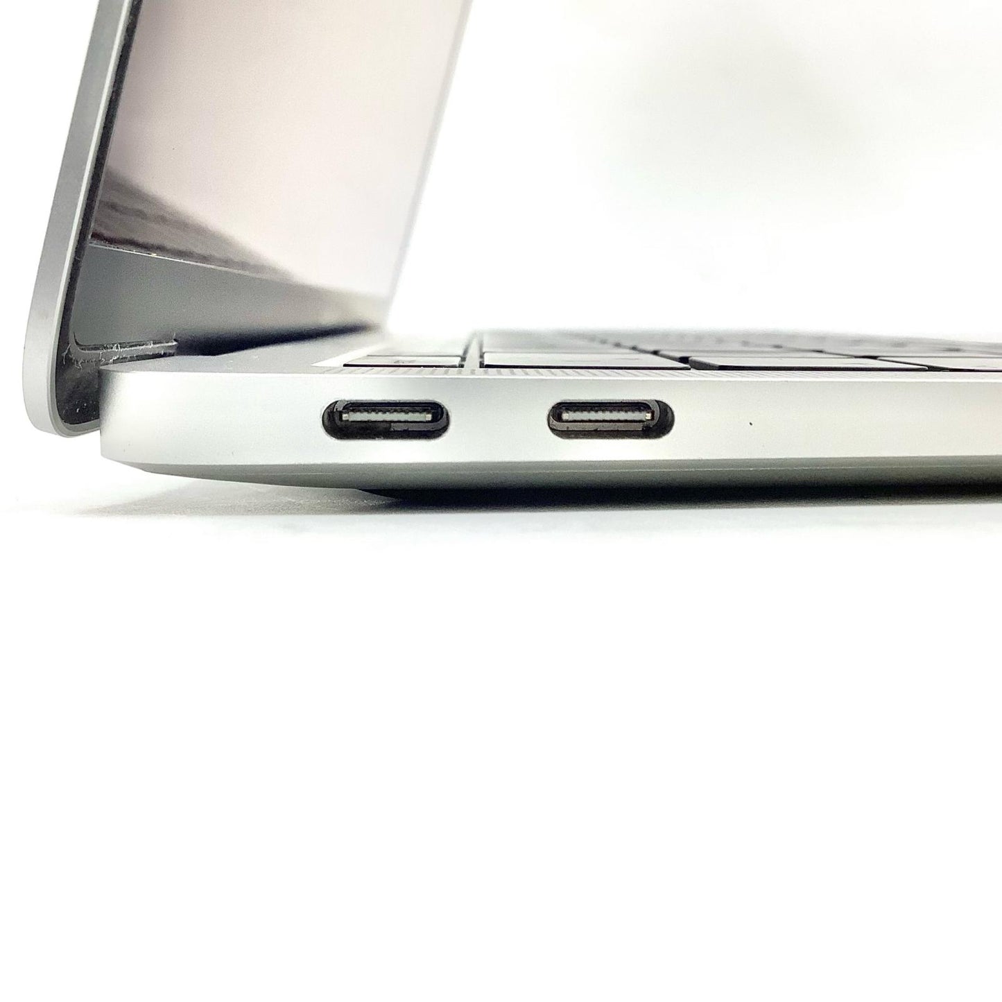 【全額返金保証】【最速発送】Apple MacBook Retina Air 13.3インチ 2018 1.6GHz デュアルコア Intel Core i5 8GB SSD 256GB シルバー 83.4% 動作確認済