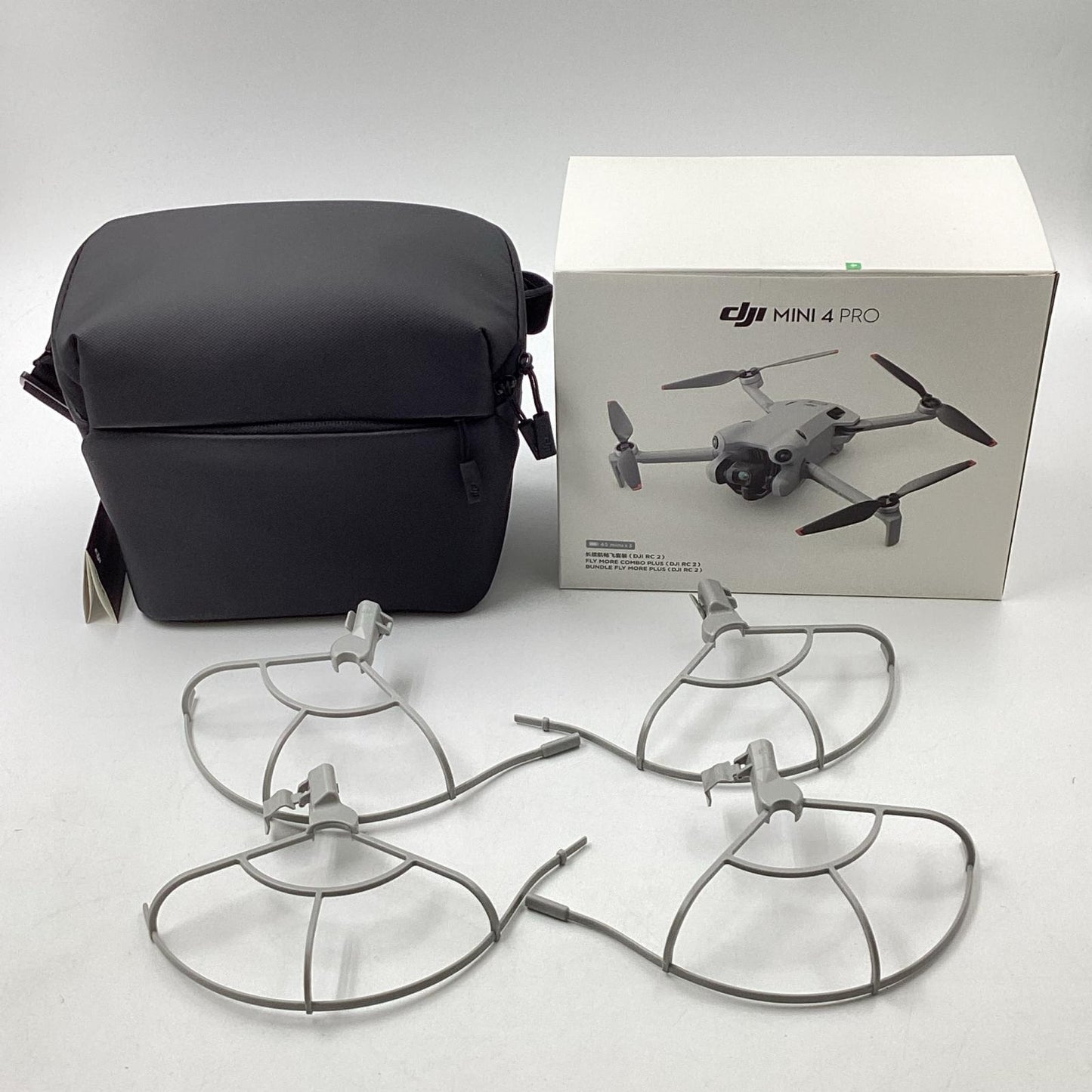 【全額返金保証】【最速発送】DJI Mini 4 Pro Fly Moreコンボ Plus（DJI RC 2付属） 美品 動作確認済