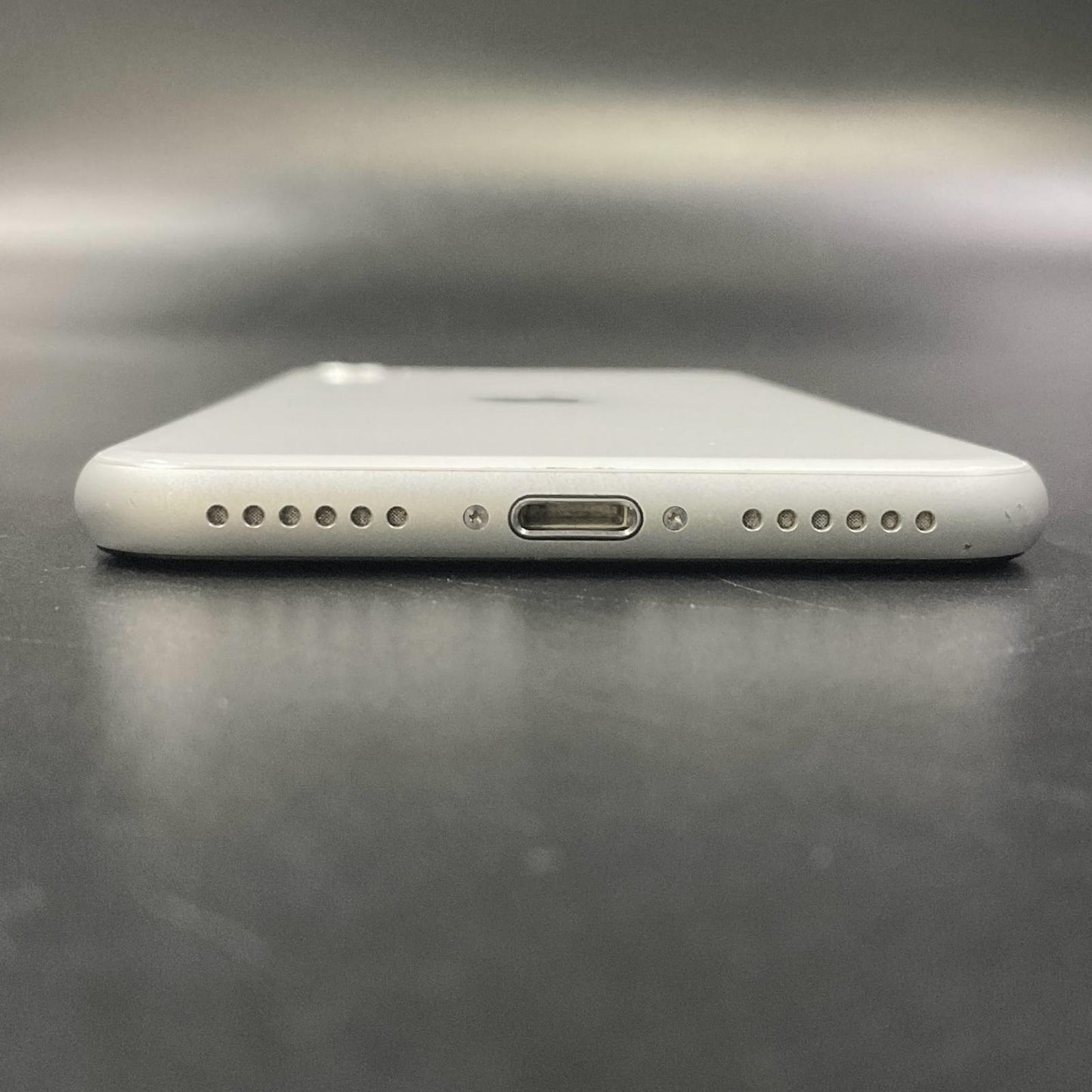 【全額返金保証】【最速発送】Apple iPhone iPhone SE（第2世代） 128GB ホワイト Softbank SIMフリー 白ロム 動作確認済 80%