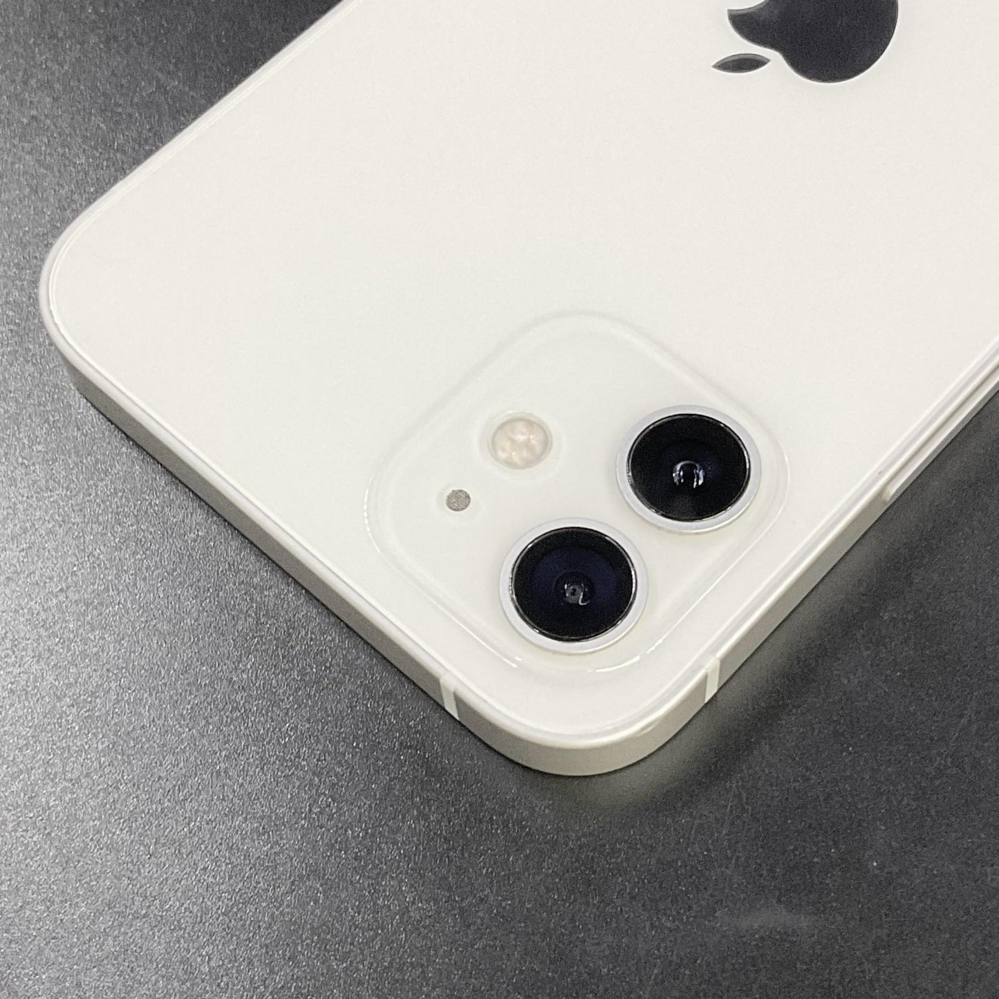 【全額返金保証】【最速発送】Apple iPhone iPhone 12 64GB ホワイト KDDI SIMフリー 白ロム 動作確認済 78%