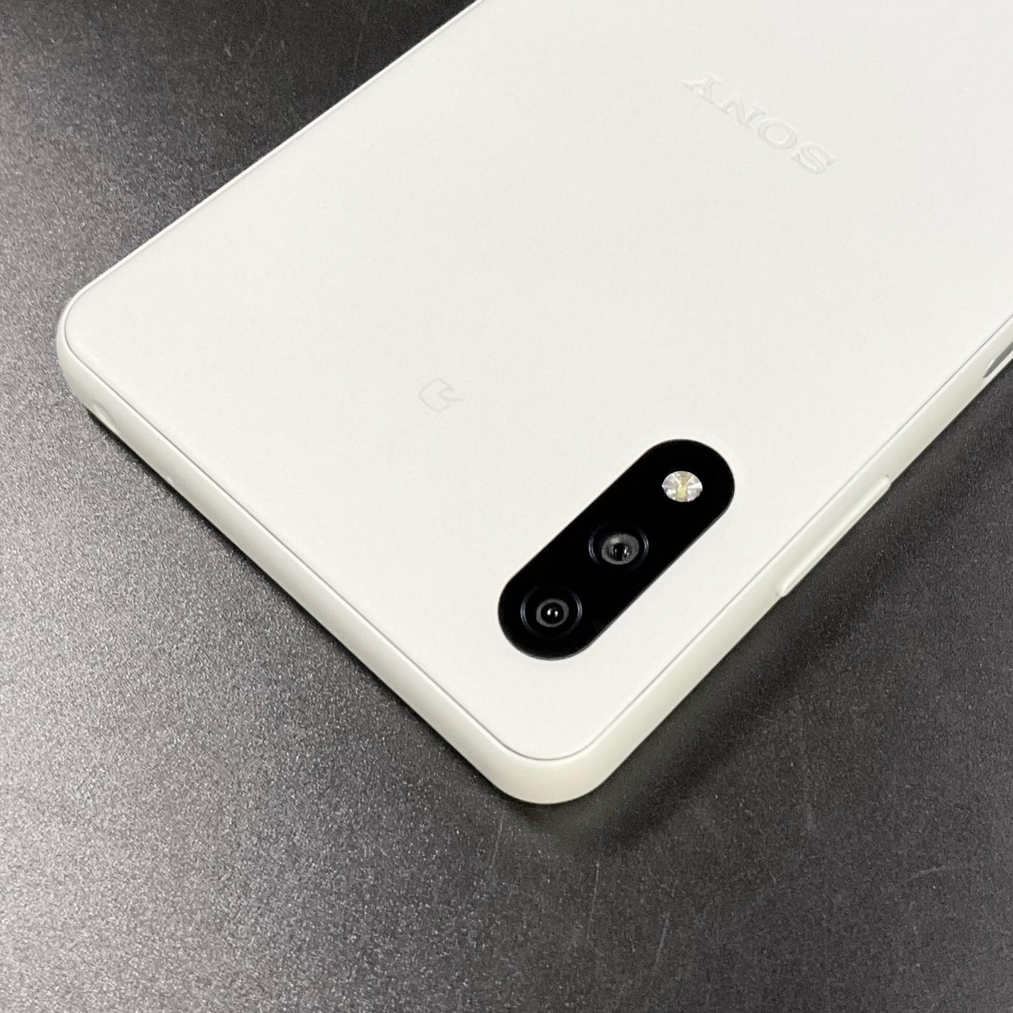 【全額返金保証】【最速発送】Sony Xperia Ace II 64GB ホワイト docomo SO-41B 白ロム 超美品 動作確認済