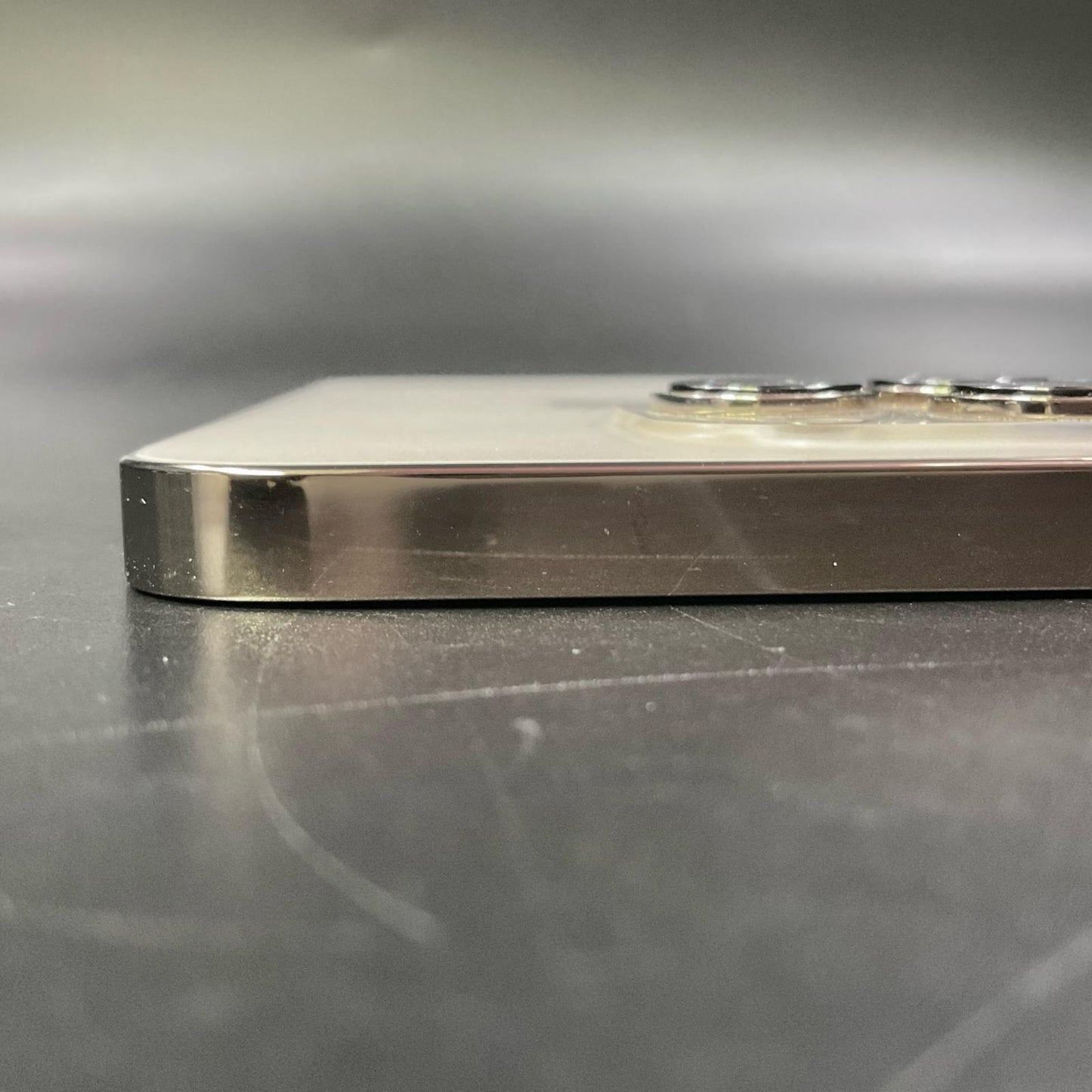 【全額返金保証】【最速発送】Apple iPhone iPhone 13 Pro 128GB ゴールド Softbank 動作確認済 82%