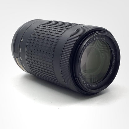 【全額返金保証】【最速発送】Nikon AF-P DX NIKKOR 70-300mm f/4.5-6.3G ED VR 美品 動作確認済