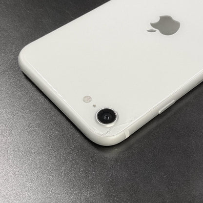 【全額返金保証】【最速発送】Apple iPhone iPhone SE（第2世代） 64GB ホワイト Softbank 白ロム 動作確認済 74%
