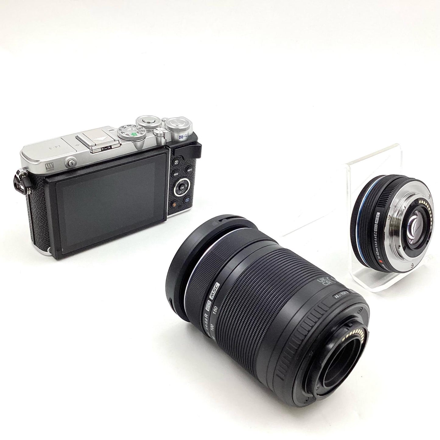 【全額返金保証】【最速発送】OLYMPUS デジタル一眼 PEN E-P7 EZダブルズームキット シルバー 超美品 動作確認済