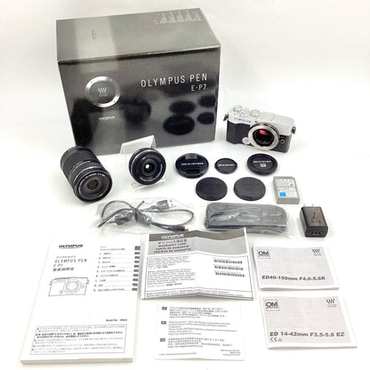 【全額返金保証】【最速発送】OLYMPUS デジタル一眼 PEN E-P7 EZダブルズームキット シルバー 超美品 動作確認済
