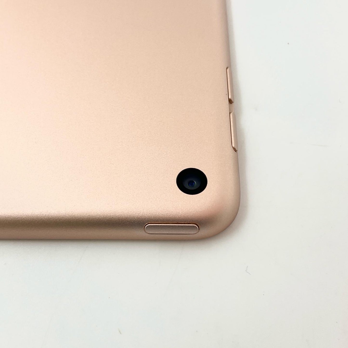 【全額返金保証】【最速発送】Apple iPad mini 7.9インチ 第5世代 64GB ゴールド Wi-Fi 動作確認済