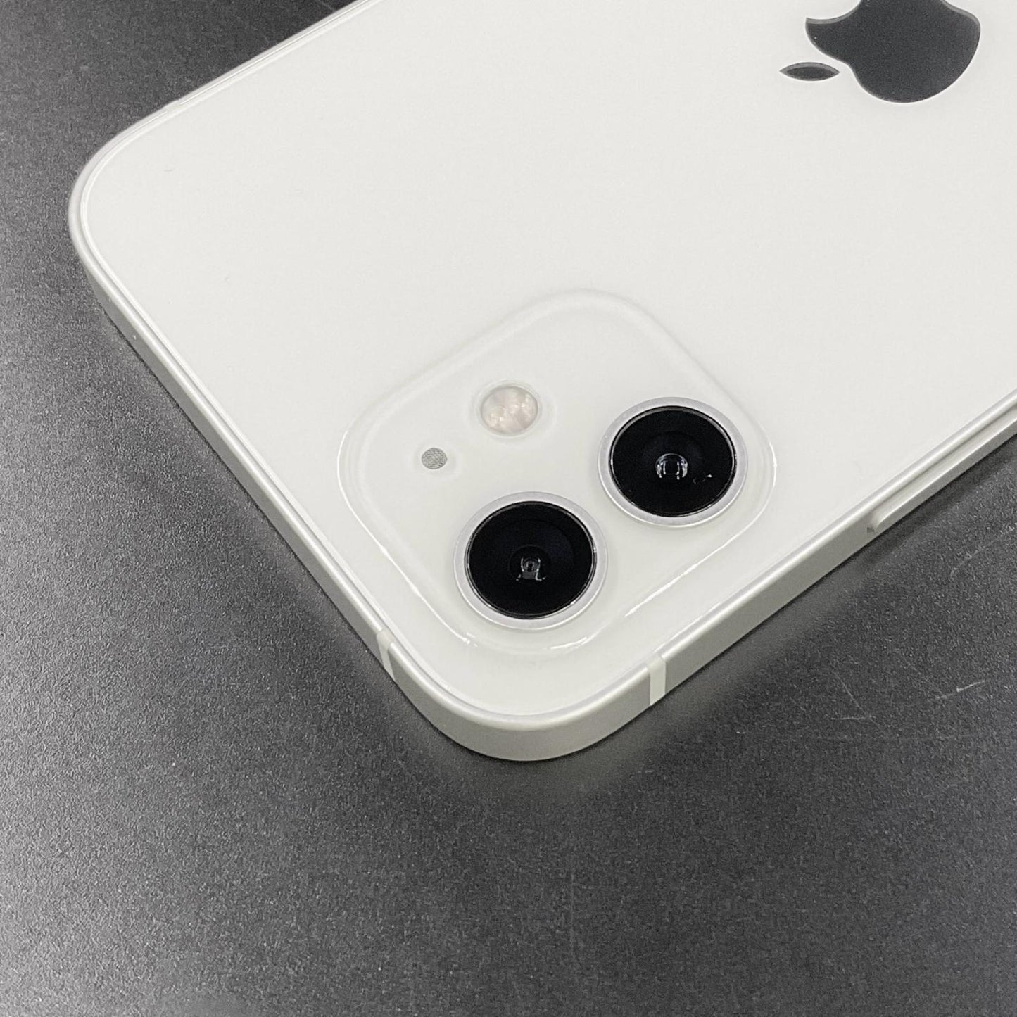 【全額返金保証】【最速発送】Apple iPhone iPhone 12 128GB ホワイト au SIMフリー 白ロム 動作確認済 78%