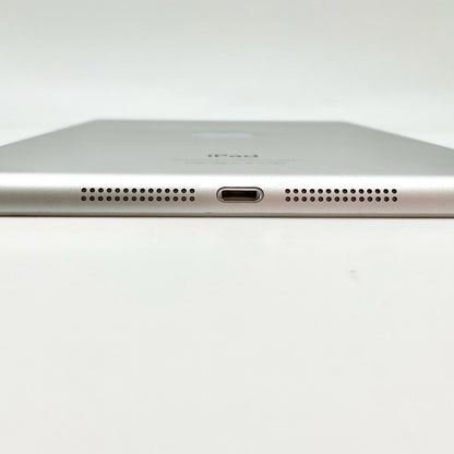 【全額返金保証】【最速発送】Apple iPad mini 7.9インチ 第2世代 16GB シルバー Wi-Fi 動作確認済