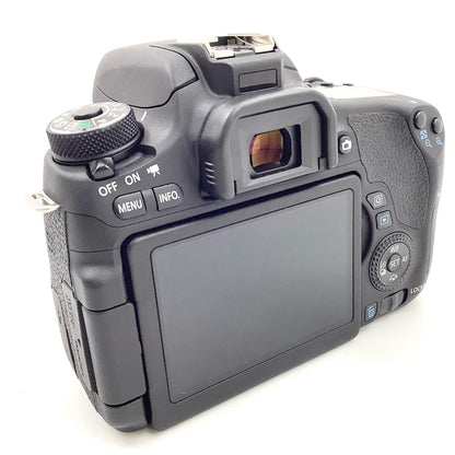 【全額返金保証】【最速発送】Canon デジタル一眼 EOS 8000D ボディ ブラック 美品 動作確認済