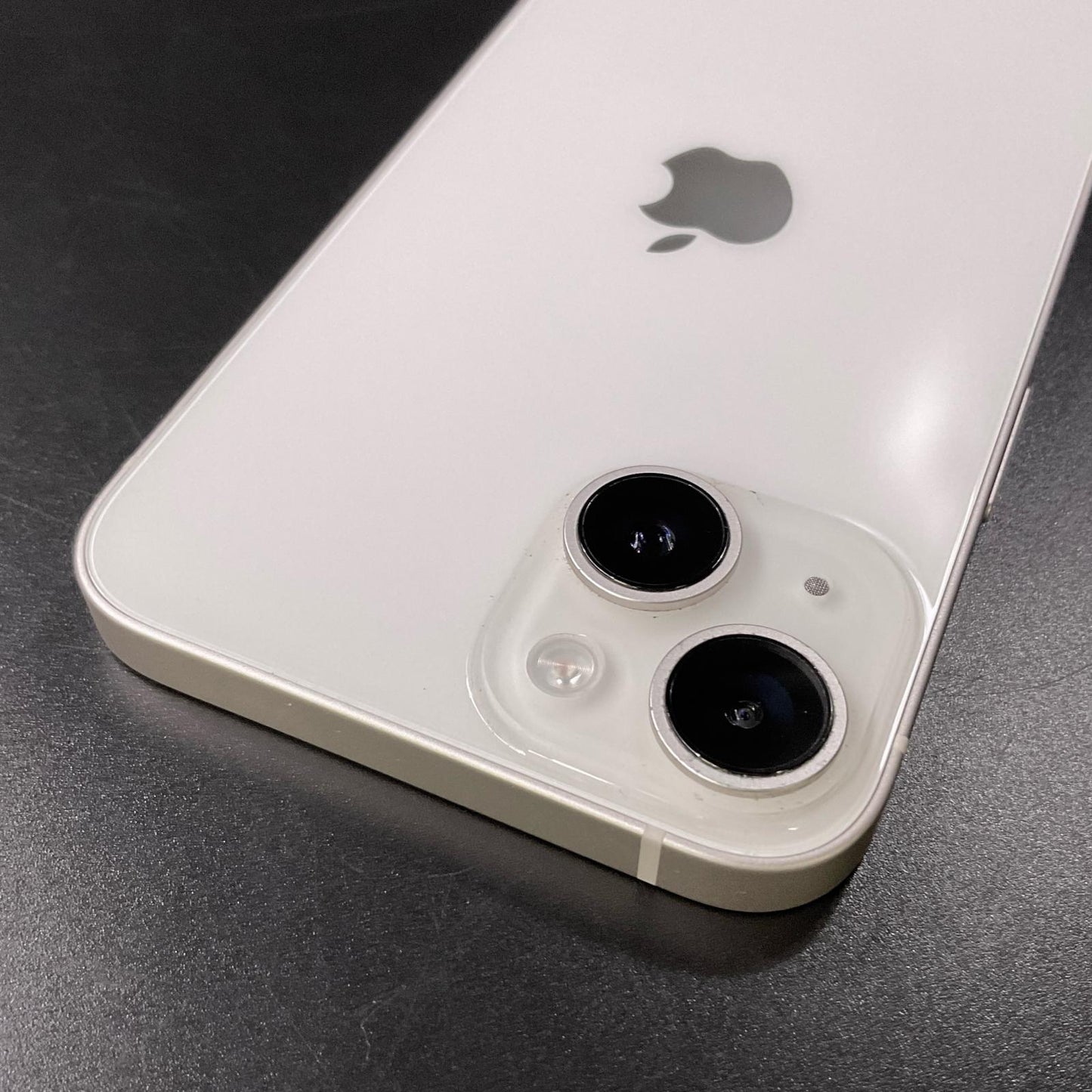 【全額返金保証】【最速発送】Apple iPhone iPhone 14 128GB スターライト docomo SIMフリー 動作確認済 86%