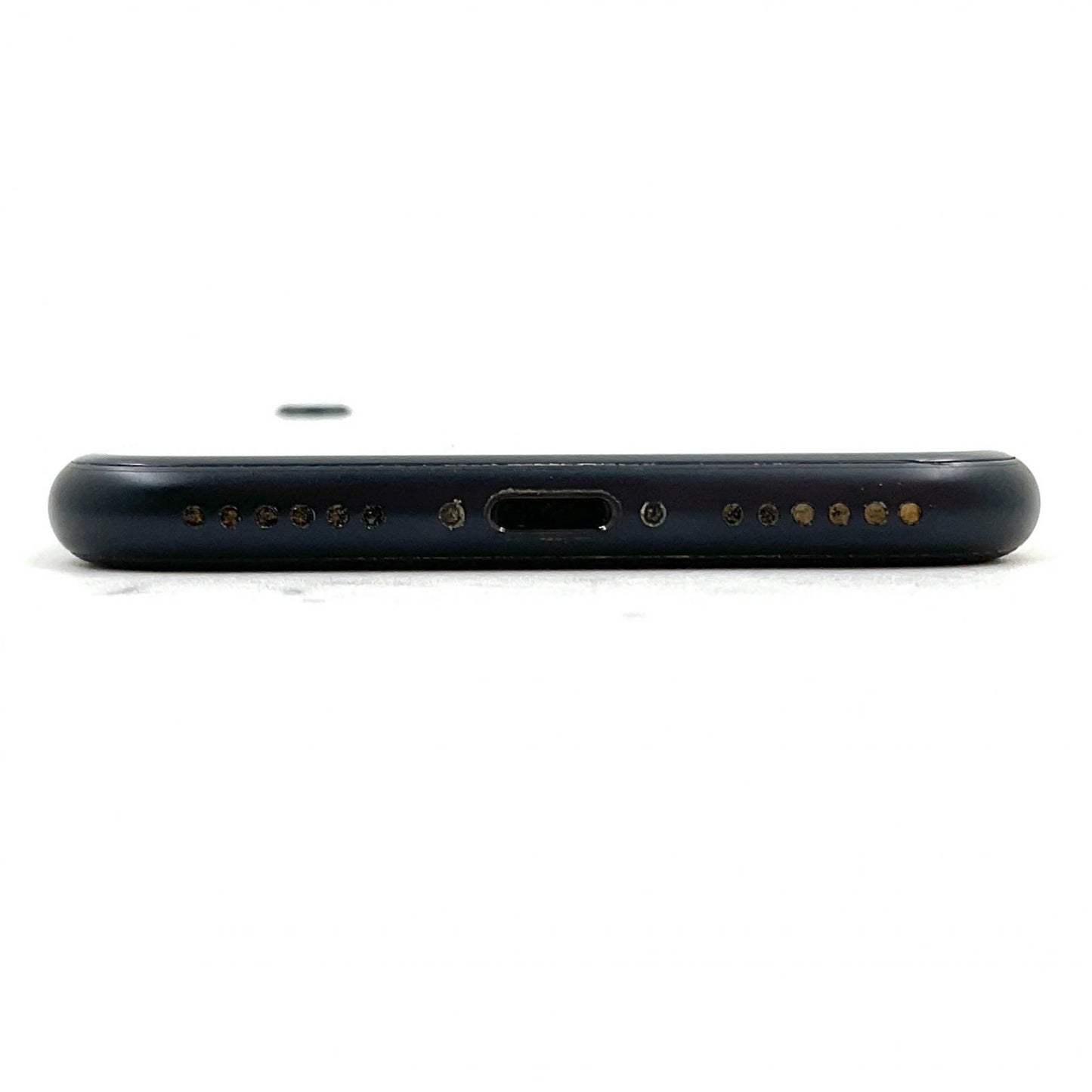 【全額返金保証】【最速発送】Apple iPhone iPhone SE（第3世代） 128GB ミッドナイト docomo 白ロム 動作確認済 72%