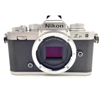 【全額返金保証】【最速発送】Nikon デジタル一眼 Z fc ボディ [シルバー] シルバー 美品 動作確認済